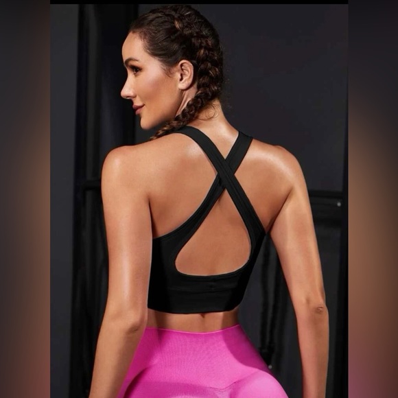 New high intensity supportive sports bra - Picture 3 of 4